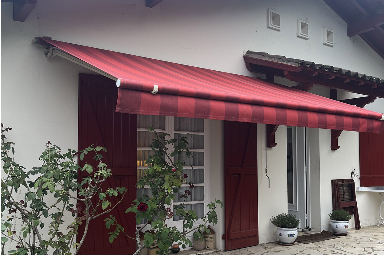 Store 64, Store Landes, Pergola bioclimatique 64, Pergola bioclimatique Landes, Remplacement toile store 64, Remplacement toile store Landes, Dépannage store 64, Dépannage store Landes, Store intérieur 64, Store intérieur Landes